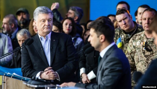Киевтегі стадионда өткен Петр Порошенко мен Владимир Зеленский арасындағы дебат. 19 сәуір 2019 жыл.