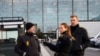 За даними поліції, аеропорт наразі закритий для зльоту та посадки, оскільки в цьому районі були зафіксовані 2-3 «великі дрони»