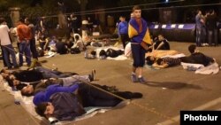 Armenia - Protesters spend the fourth consecutive night on Marshal Bagramian Avenue, 26Jun2015.