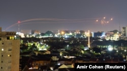 Бойовики з Гази випустили дві ракети по півдню Ізраїлю після того, як Ізраїль завдав авіаудару по території, якою керує угруповання «Хамас»