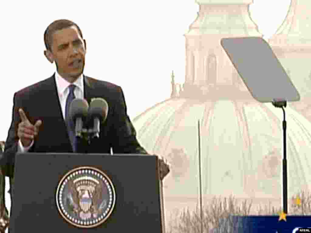 Американскиот претседател Обама говори на плоштадот Храдчани