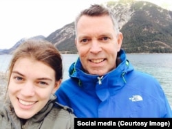 Hans de Borst cu fiica sa Elsemiek care şi-a pierdut viaţa în urma doborârii avionului MH17