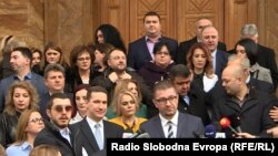 Претседателот на ВМРО-ДПМНЕ, Христијан Мицкоски и дел од пратеничката група
