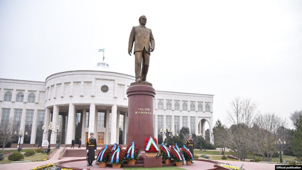 2019 йилнинг 30 январь куни Ўзбекистоннинг собиқ президенти Ислом Каримов туғилган кун муносабати билан хотира тадбири ўтказилди. Фотосуратлар президент сайтидан олинди.