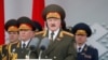 Аляксандар Лукашэнка выступае з трыбуны падчас параду 9 траўня 2020 году 