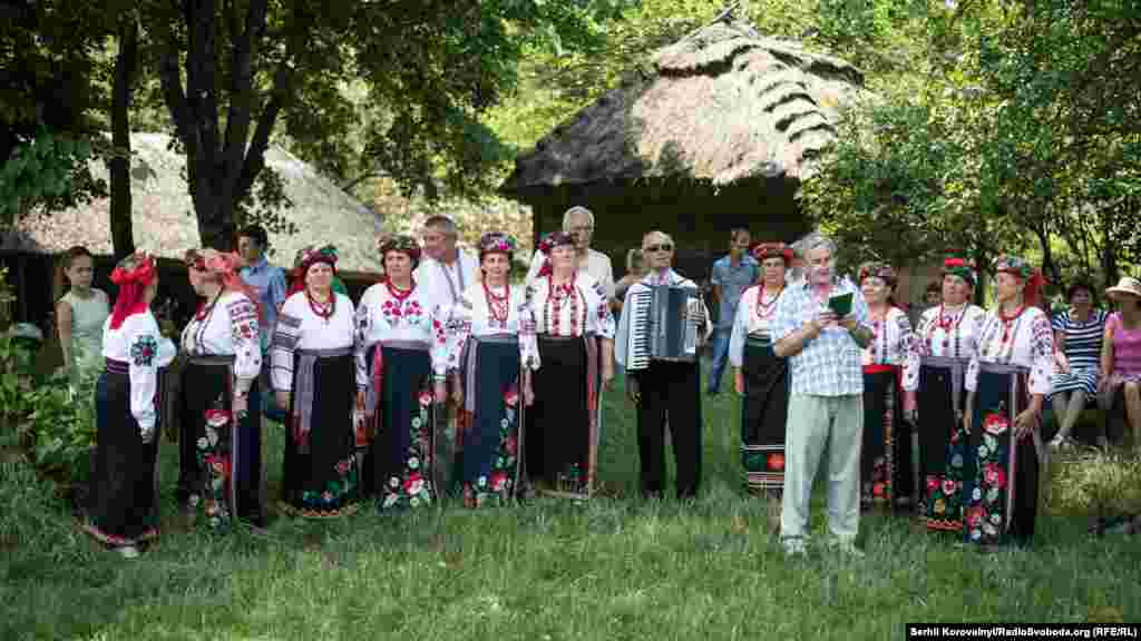 Виступає колектив із Житомирщини