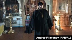 Священник Алексей Постников