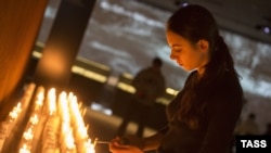 Церемония зажжения свечей в Международный день памяти жертв Холокоста