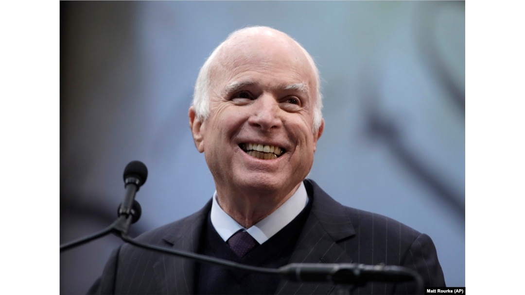 Bir dostim uxlayotgan yigitni sikdi