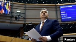 Budimpešta će blokirati svaku akciju oduzimanja prava glasa Poljskoj u EU, poručio Orban