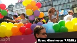 Фэстываль ЛГБТ прайшоў у Празе ФОТА