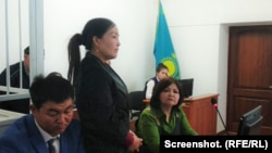 Талдықорған қалалық сотында Сайрагүл Сауытбайдың шағымы бойынша өткен сот процесі. Алматы облысы, 28 наурыз 2019 жыл.