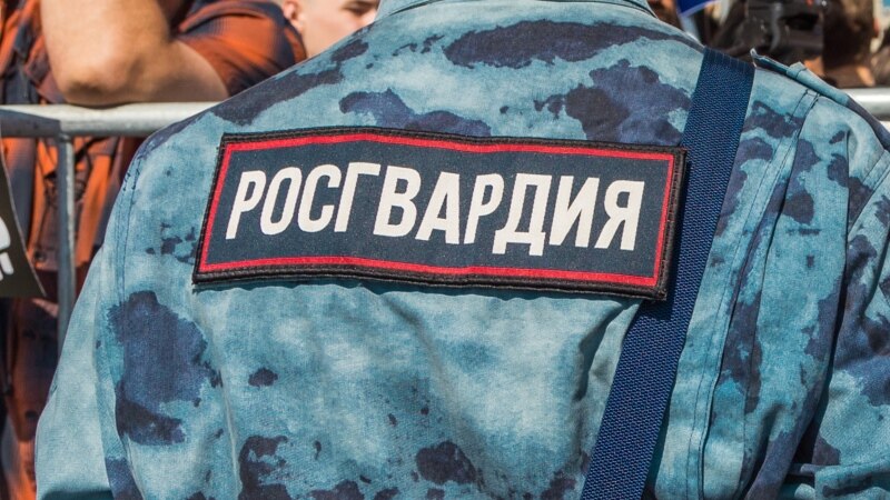 В Крыму задержали женщину, угрожавшую пистолетом в магазине – Росгвардия