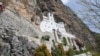 Čije su crkve i manastiri u Crnoj Gori?