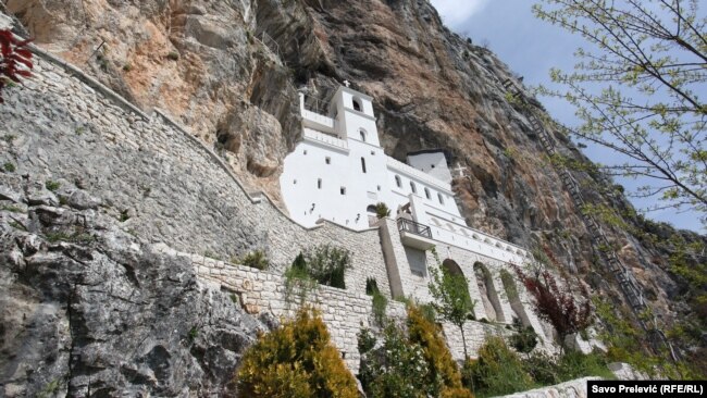 CPC još prije tri godine podnijela krivičnu prijavu jer je manastir Ostrog nezakonito upisan na ime SPC (Foto: Manastir Ostrog)
