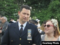 Лейтенант Нью-Йоркской полиции и выпускник одесской средней школы Адыщенко