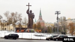 Памятник князю Владимиру в Москве 