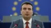 Zaev: Maqedonasit duhet të pranojnë emrin e ri ose të përballen me “izolim”