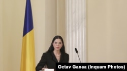 Ana Birchall depune jurământul ca ministru al justitției