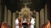 Սուրբ Հարության պատարագը Մայր Աթոռ Սուրբ Էջմիածնում, 24-ը ապրիլի, 2011թ., լուսանկարը` Մայր Աթոռի տեղեկատվական համակարգի