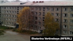 Иркутск, бывшее общежитие, ныне дом без электричества