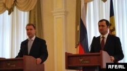 Premierul Vlad Filat și vice-premierul rus Igor Șuvalov