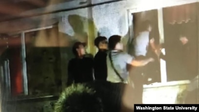 Ауылдағы орыс моншалары бейнеленген секс-фильмдер