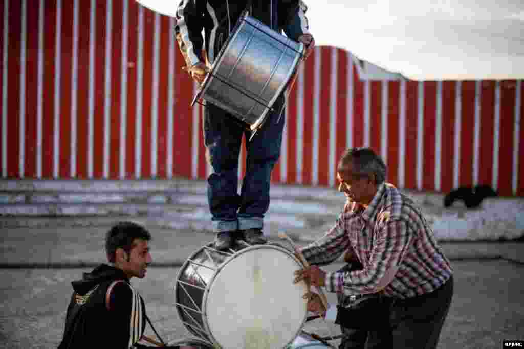 The Drummers Of Macedonia's Semka Band #17
