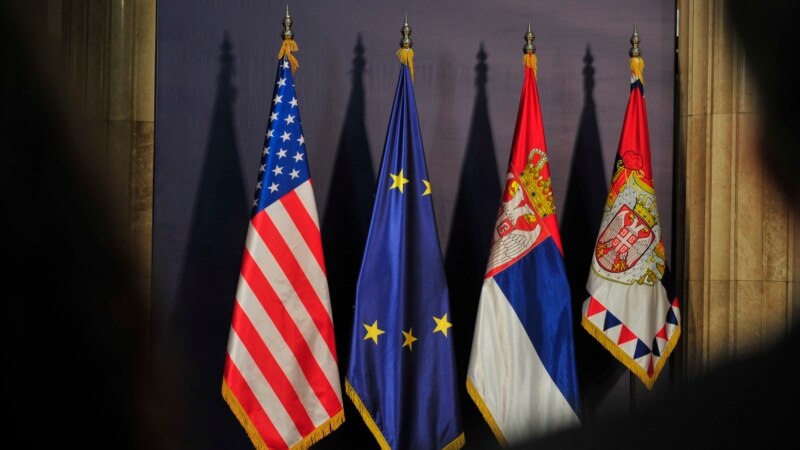 Më pak serbë e shohin SHBA-në si armike, thotë hulumtimi
