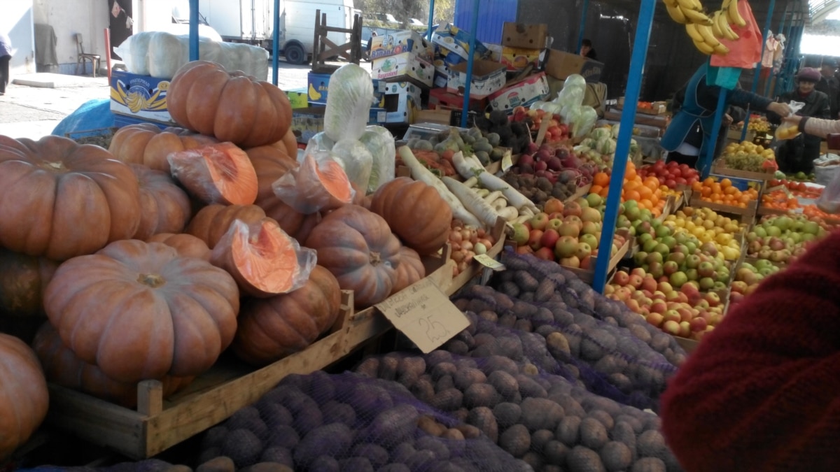 В Крыму селян обязали поставлять продукты в город