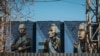 Портреты российских военачальников в детском лагере "Артек", в центре – Александр Суворов (архивное фото)