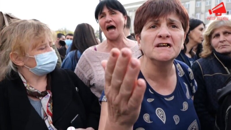 Родные участников митинга коронаскептиков в Осетии потребовали содействия властей