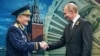 Президент Владимир Путин и ветеран ВОВ, коллаж
