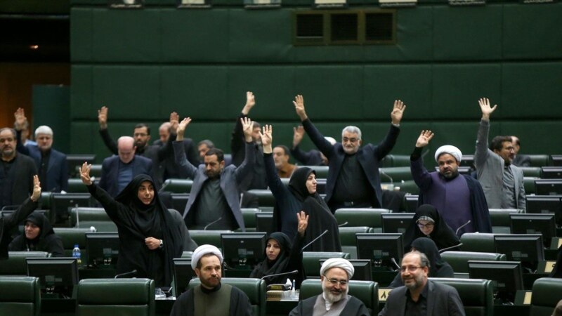 برگزاری مجلس ایران پس از شیوع کووید-۱۹ در این کشور 
