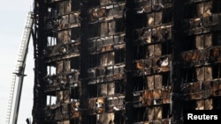 Опожарената зграда во Лондон
