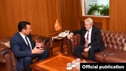 Архивска фотографија- средба на премиерот Зоран Заев со коалицискиот партнер Али Ахмети