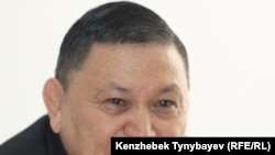 Жақсыбай Бәзілбаев кезектен тыс президент сайлауына өзін-өзі ұсынатынын мәлімдеді. Алматы, 16 ақпан 2011 жыл.