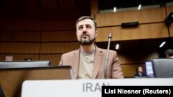کاظم غریب‌آبادی، سفیر و نماینده ایران نزد سازمان‌های بین‌المللی مستقر در وین