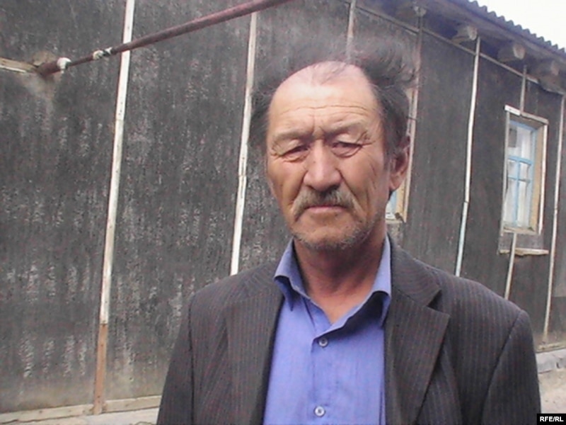 Марат Мускалиев, отец осужденного за терроризм Хамзы. Кандыагаш, Актюбинская область, 26 сентября 2009 года.