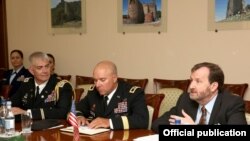 Armenia - Major General Lee Tafanelli (C), the Kansas adjutant general, and U.S. Ambassador Richard Mills (R) at a meeting with Armenian Defense Minister Vigen Sargsian in Yerevan, 26Jul2017.