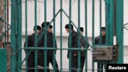 Заключенные в колонии в Кочубеевском, Ставропольский край