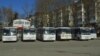 Камчатка: водители автобусов провели автопробег в защиту директора