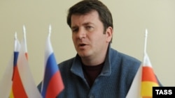 Leading opposition candidate David Sanakoyev