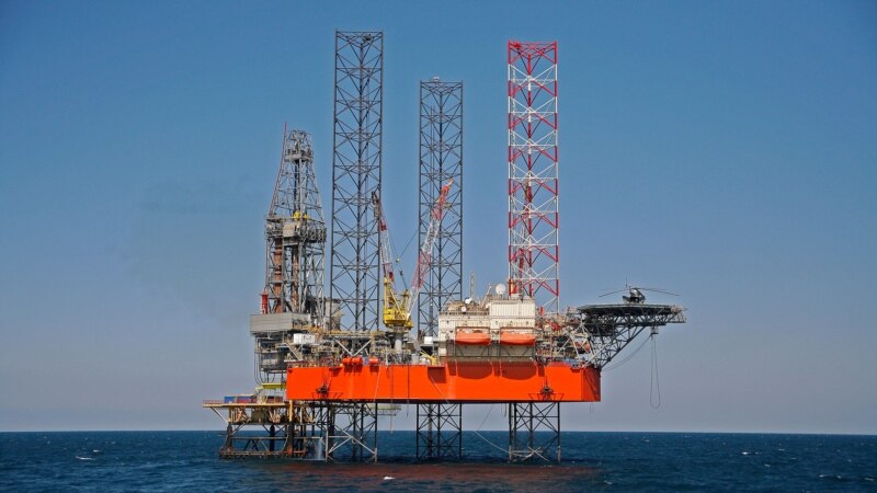 Россия продолжит осваивать нефтегазовые месторождения у берегов Крыма – Новак