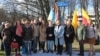 Відкриття скверу Василя Стуса у Варшаві: важливий жест під час напруження у відносинах Польщі і України