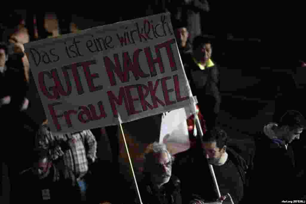 Плакат &quot;Спокойной ночи, фрау Меркель&quot;
