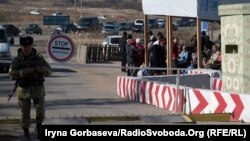 Штаб ООС 10 листопада планує відновити пропуск осіб і транспортних засобів через лінію розмежування на Донбасі