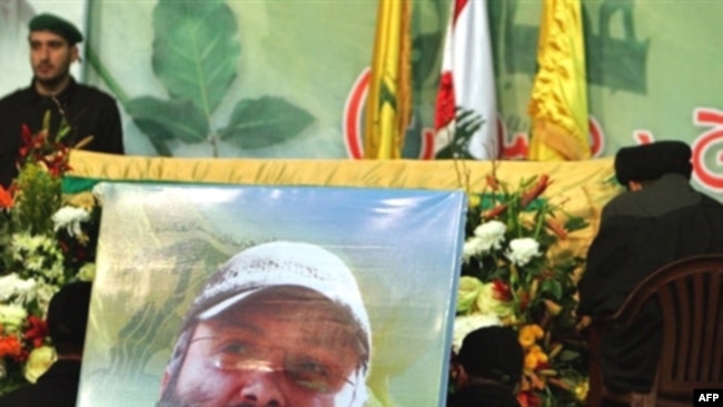 Hezbollah movement's militants stand guard during the funeral ceremony of Imad Mughniyeh in Beirut, 14Nov2008