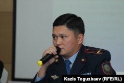Алматы қалалық полиция департаменті жергілікті полиция қызметі басқармасының бастығы, подполковник Төрехан Исинн. Алматы, 4 қазан 2019 жыл.