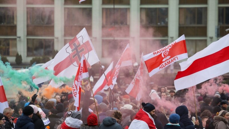 Protestë në Minsk para takimit Putin-Lukashenka